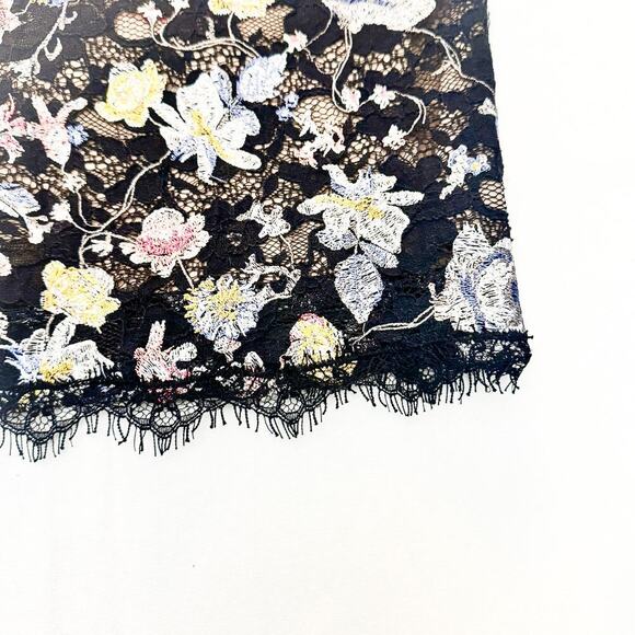 BCBG MAXAZRIA Lace Flower Embroidered Overlay Pencil Skirt Size Large - Picture 2 of 7